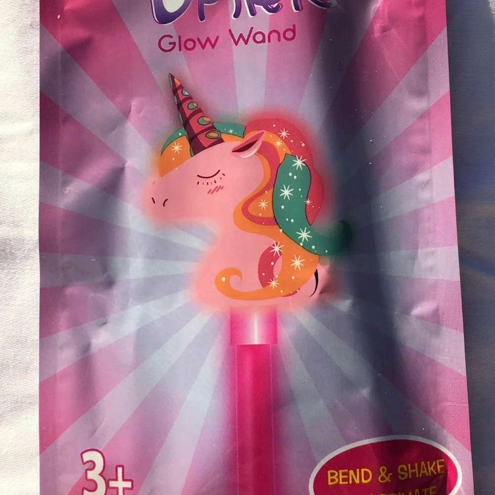 NWT UNICORN GLOW WANDS & BRACELETS !! 7 pc